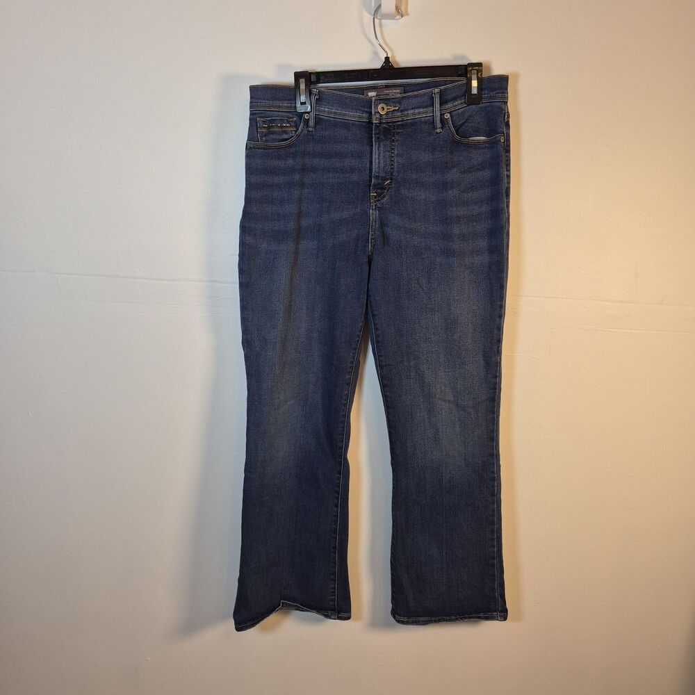 Levi's Women's Perfectly Slimming 512 Jeans Size 12S 31x30 Bootcut